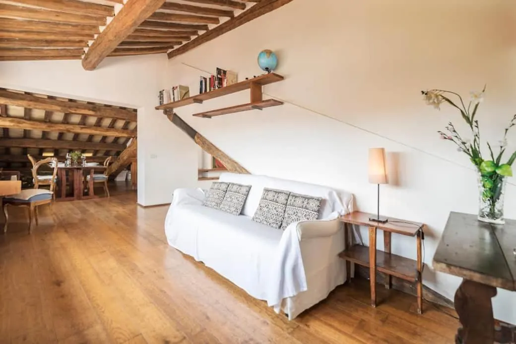 Pantheon Charming Penthouse Apartment Rome Italy